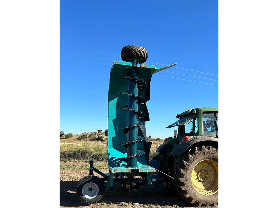 Volteadora de Compost VC 2500