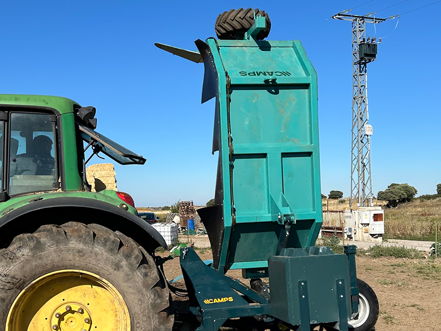 Volteadora de Compost VC 2500